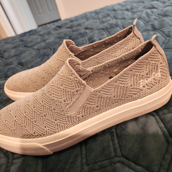 Silver BlowFish Malibu Shoes - Picture 3 of 7